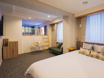 Mezzanine, Single Bed