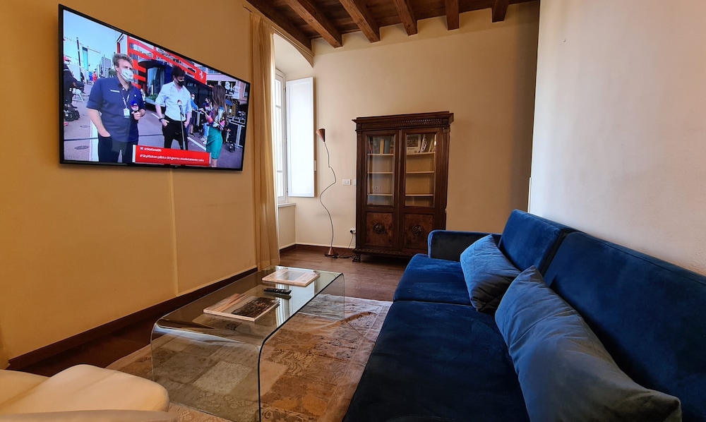 Hotel Piazza Vecchia 48/74