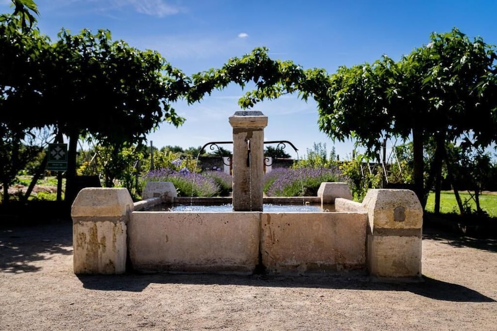 Eco-Domaine La Fontaine Hotel Spa & Residence 28/29