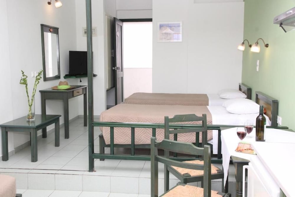 Apollon Hotel Apartments 24/50