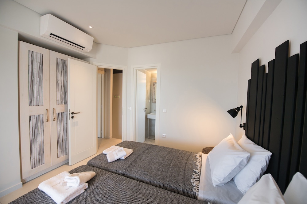 Suite, Garden View