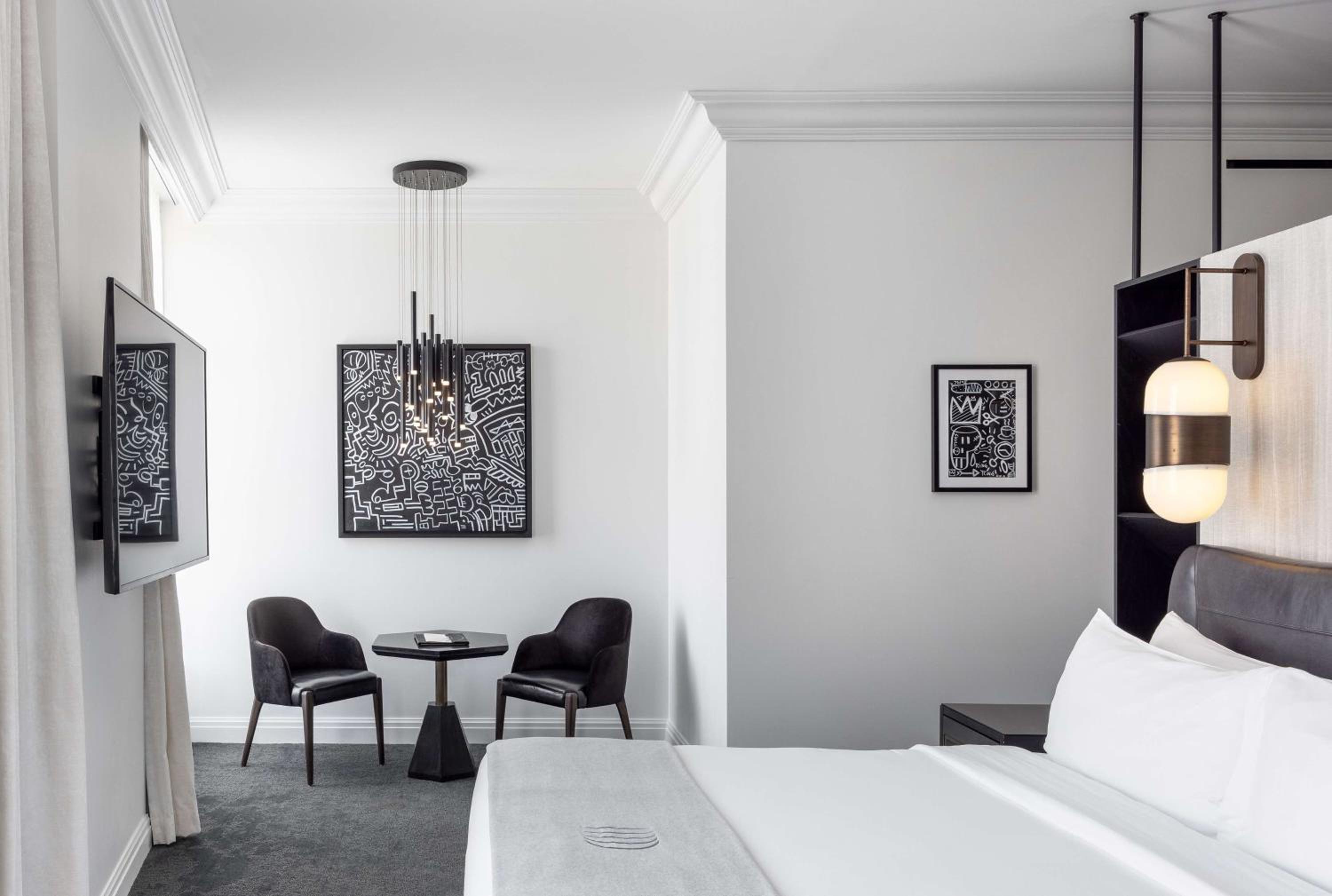 Atrium, Junior Suite, King Bed, Sofa