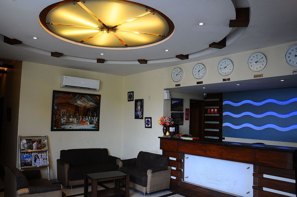 Hotel Sarovar Regency 6/27