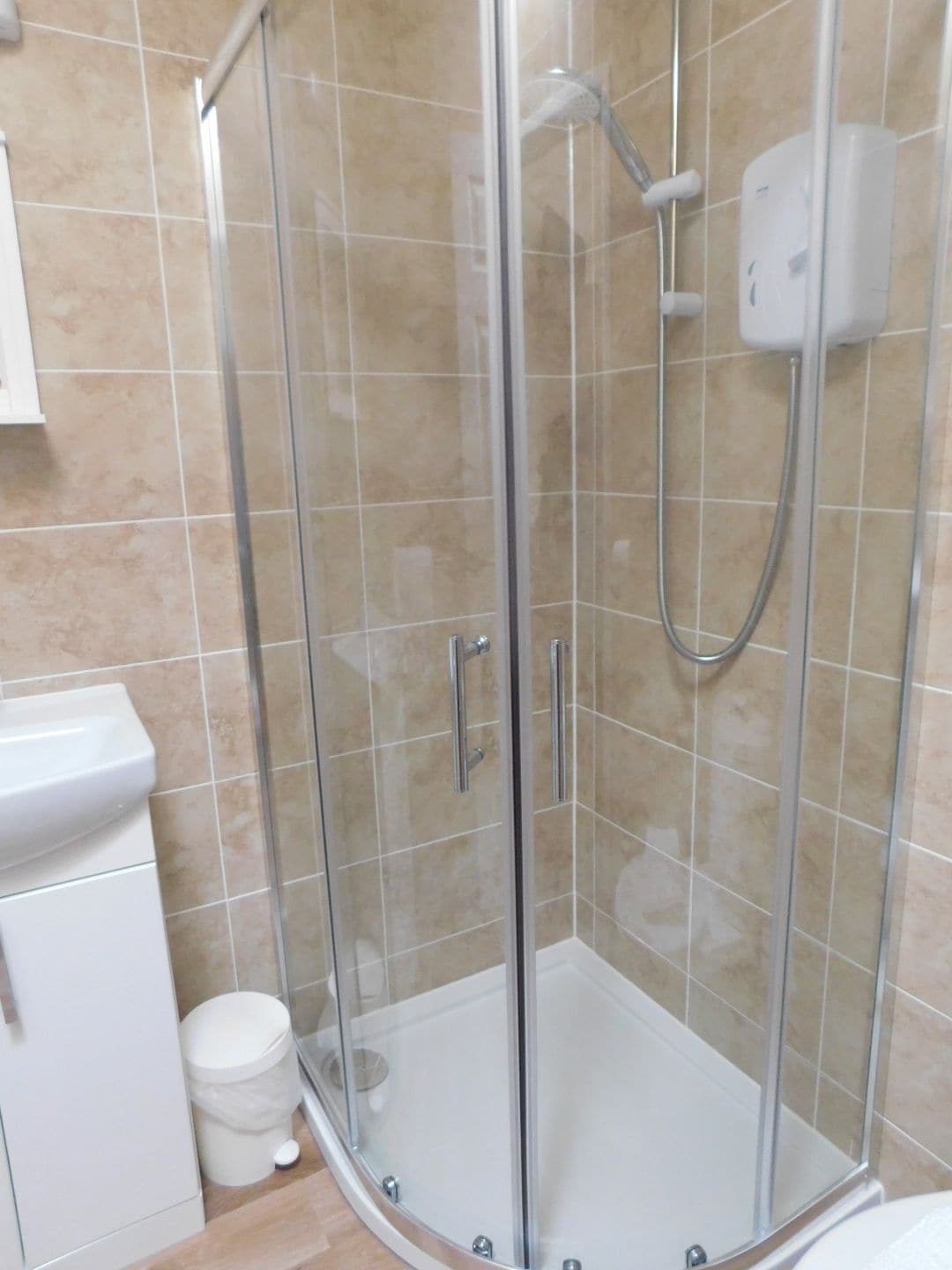 غرفة رباعية بسرير مزدوج وسرير بطابقين، St. Weonards Hotel 4/4