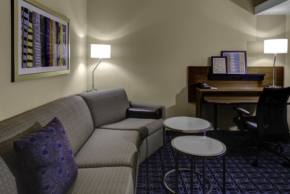 Fairfield Inn Suites Atlanta Suwanee 12/27
