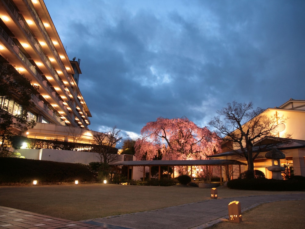 Hyoe Koyokaku 46/49