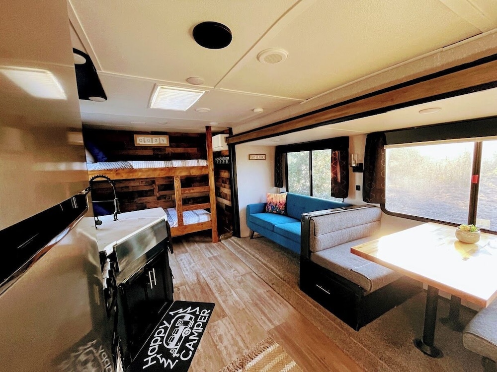 Mobile Home, Deluxe, 1 Queen and 1 Bunk Bed