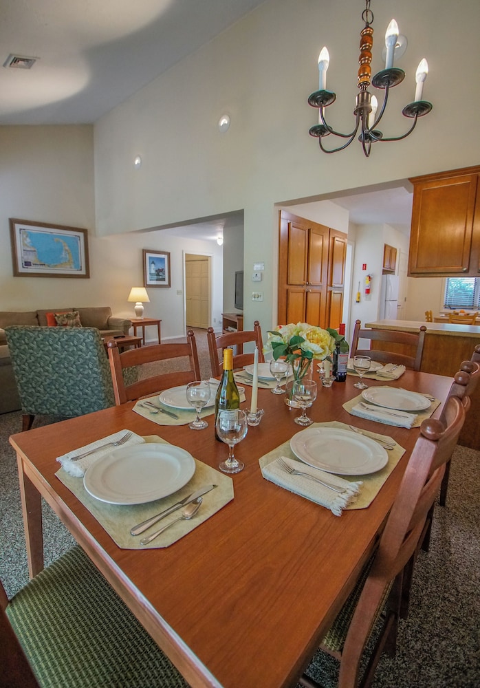 Brewster Green Resort, a VRI resort 35/50