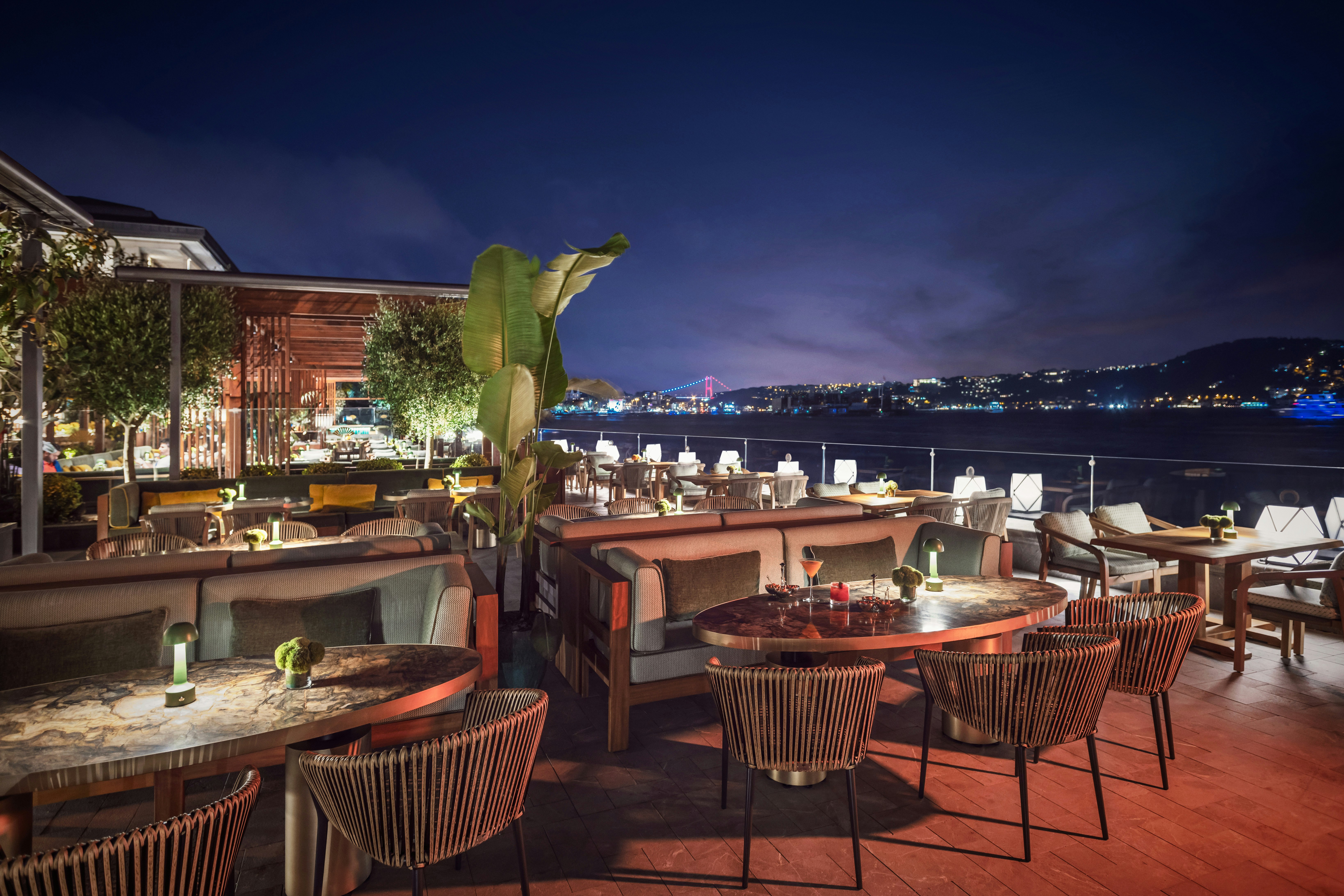Mandarin Oriental Bosphorus, Istanbul 59/83