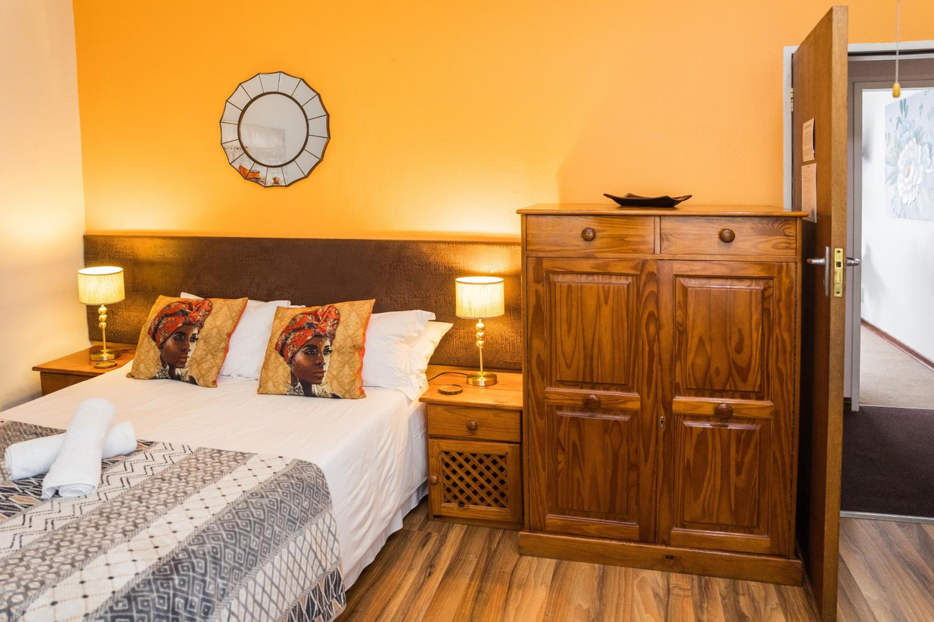 غرفة عائلية، Rozendal Guest House 2/2