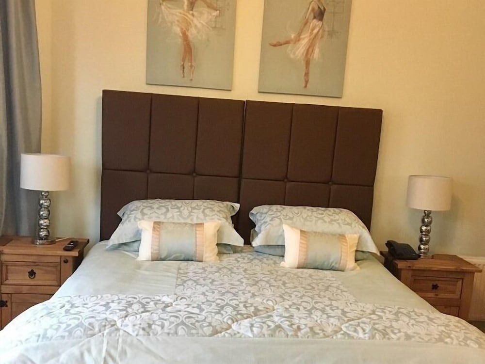 Chaston Manor Hotel 15/50