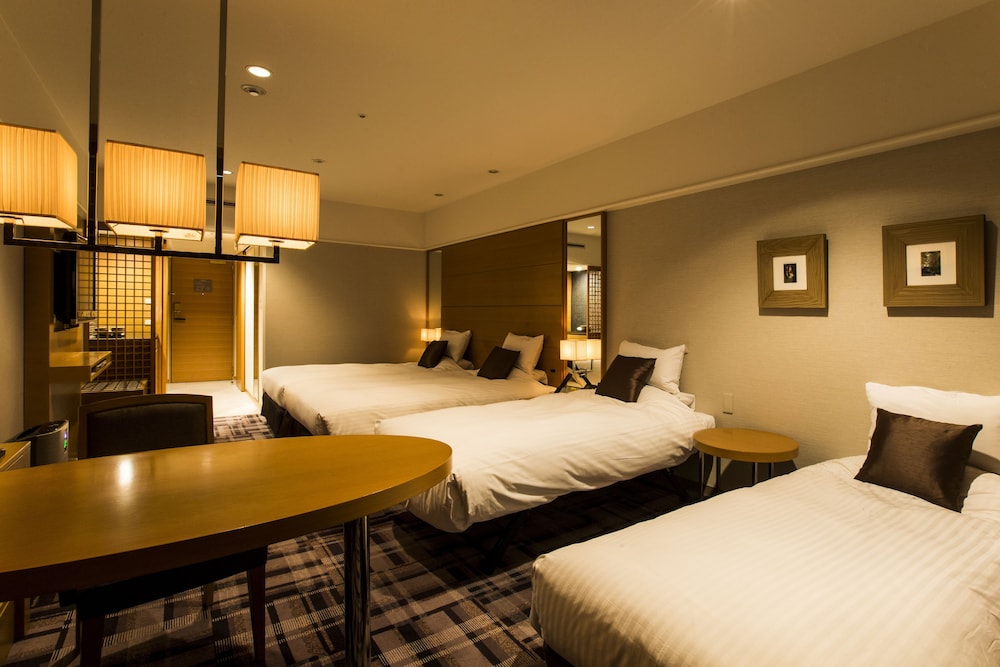 Kyoto Brighton Hotel 26/74