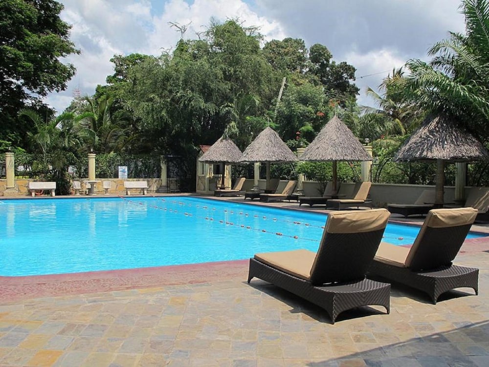 Colosseum Hotel And Fitness Club in DAR ES SALAAM