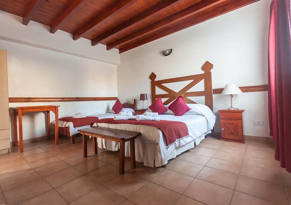 Hosteria Austral 7/47