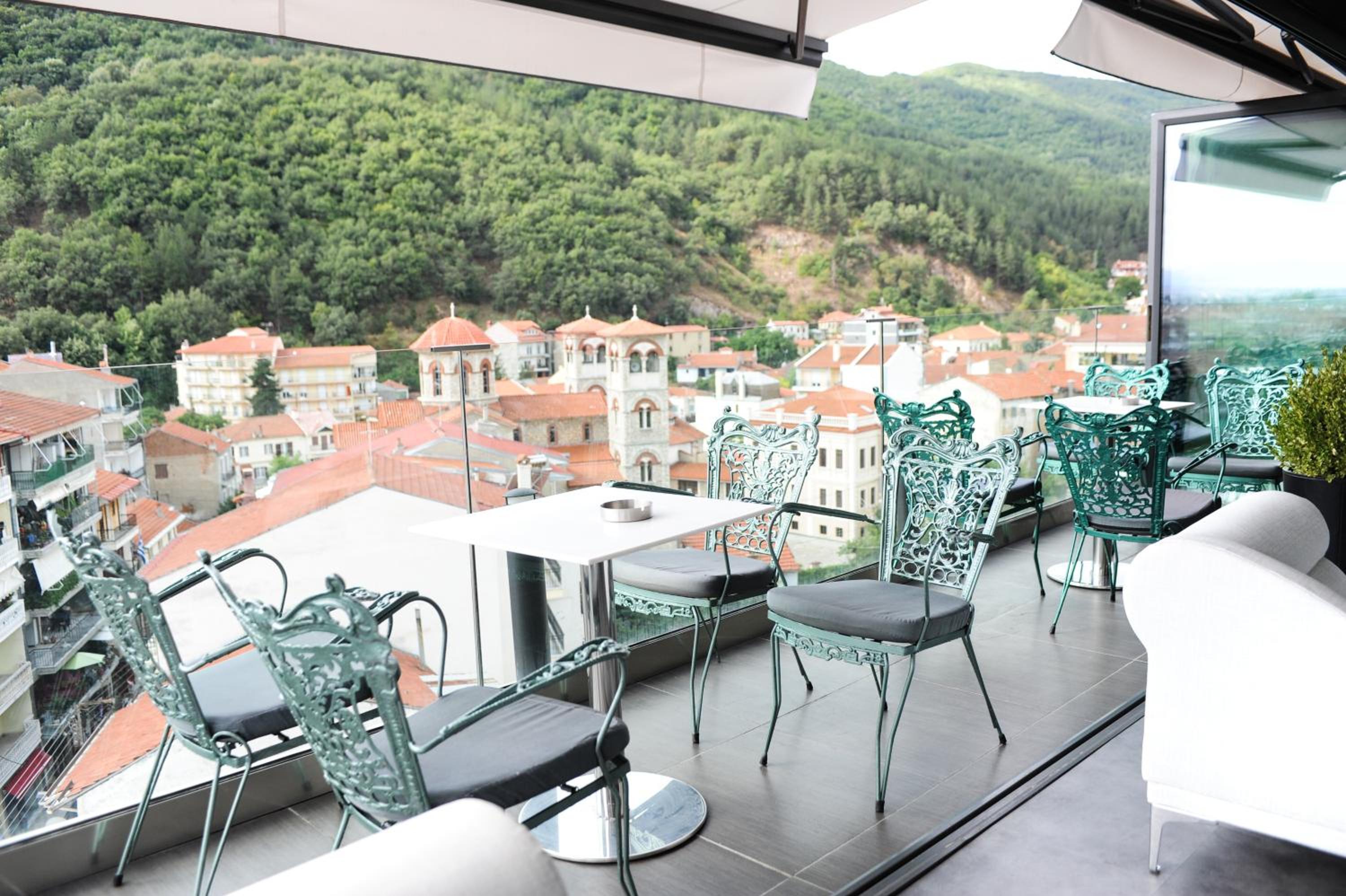 BEST WESTERN LINGOS HOTEL 42/55