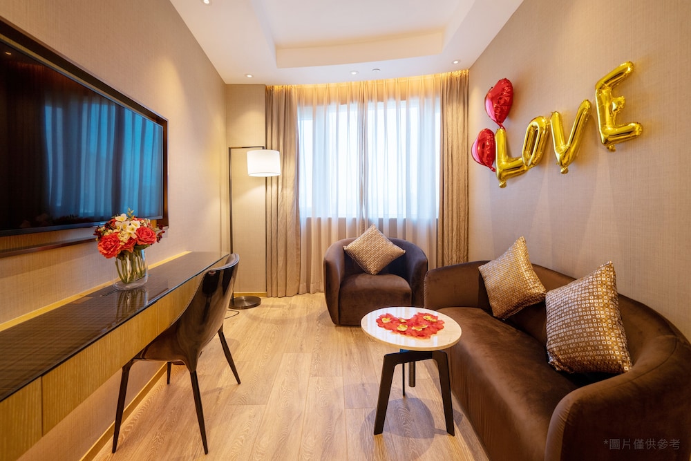 Grand Dragon Hotel 34/50