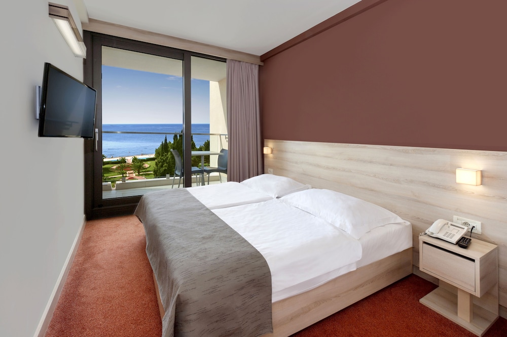 SUITE, SEA VIEW, BALCONY