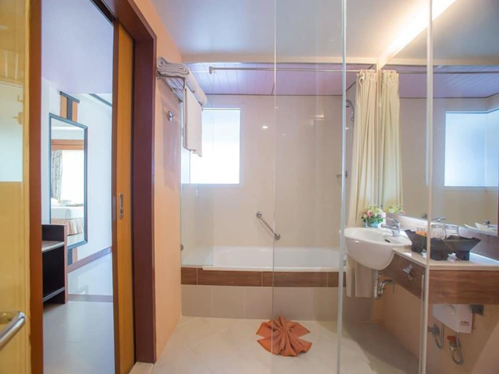 Asia Cha Am Hotel 49/50