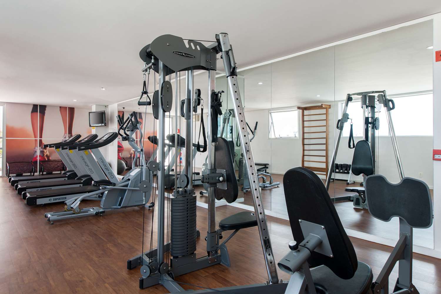 Quality Suites Oscar Freire 28/46