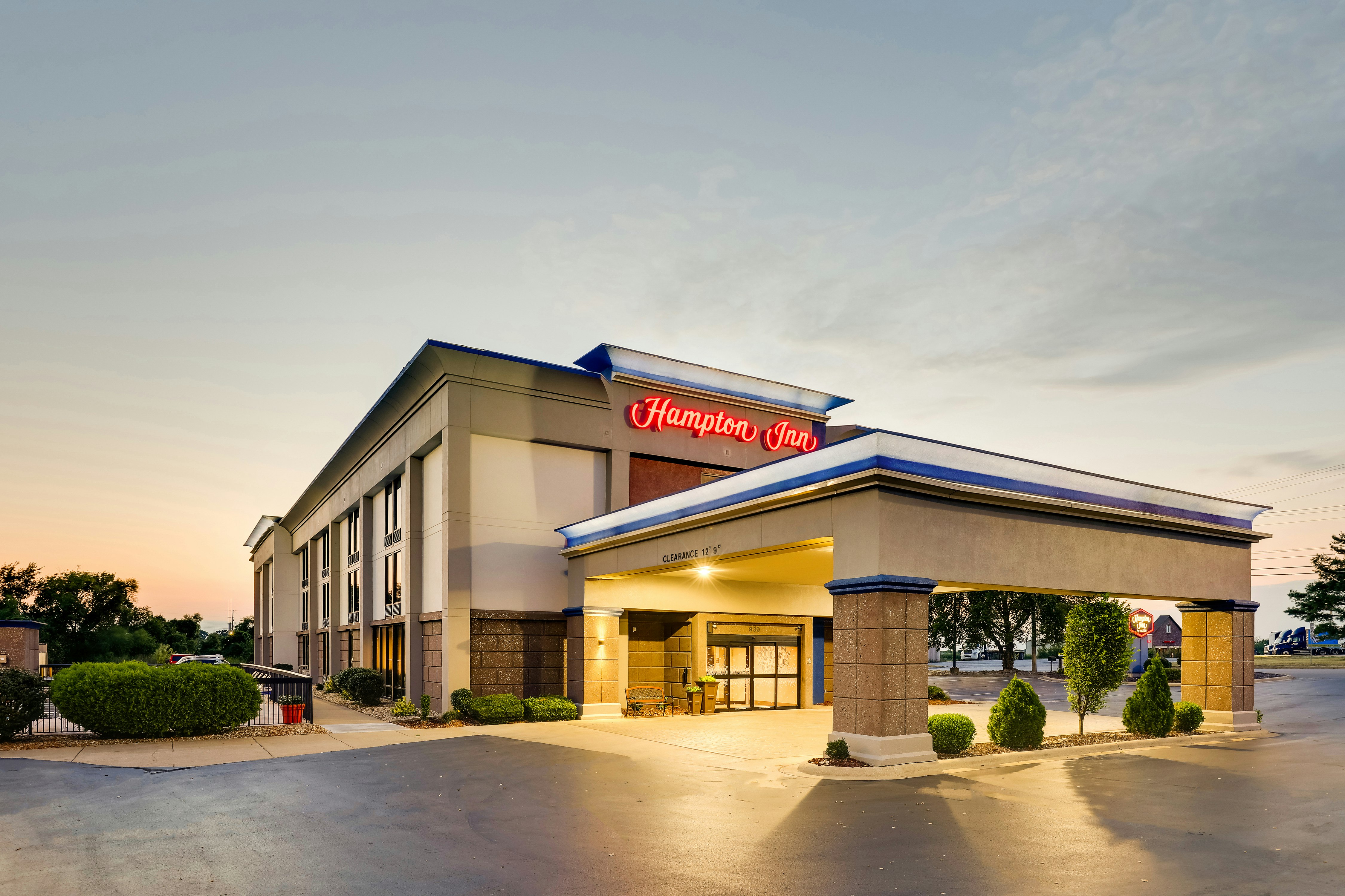 Hampton Inn Lebanon, MO 4/56
