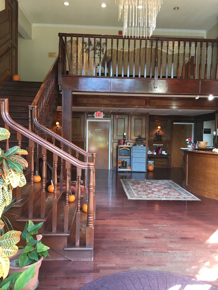 Colts Neck Inn Hotel 3/64