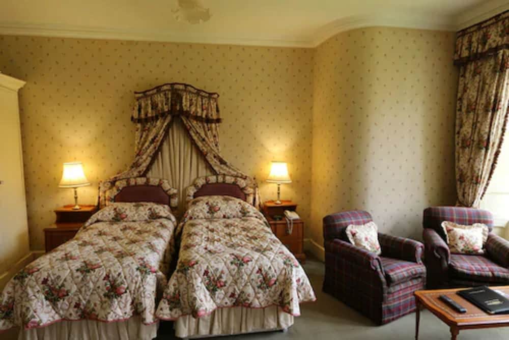 Glengarry Castle Hotel 20/42