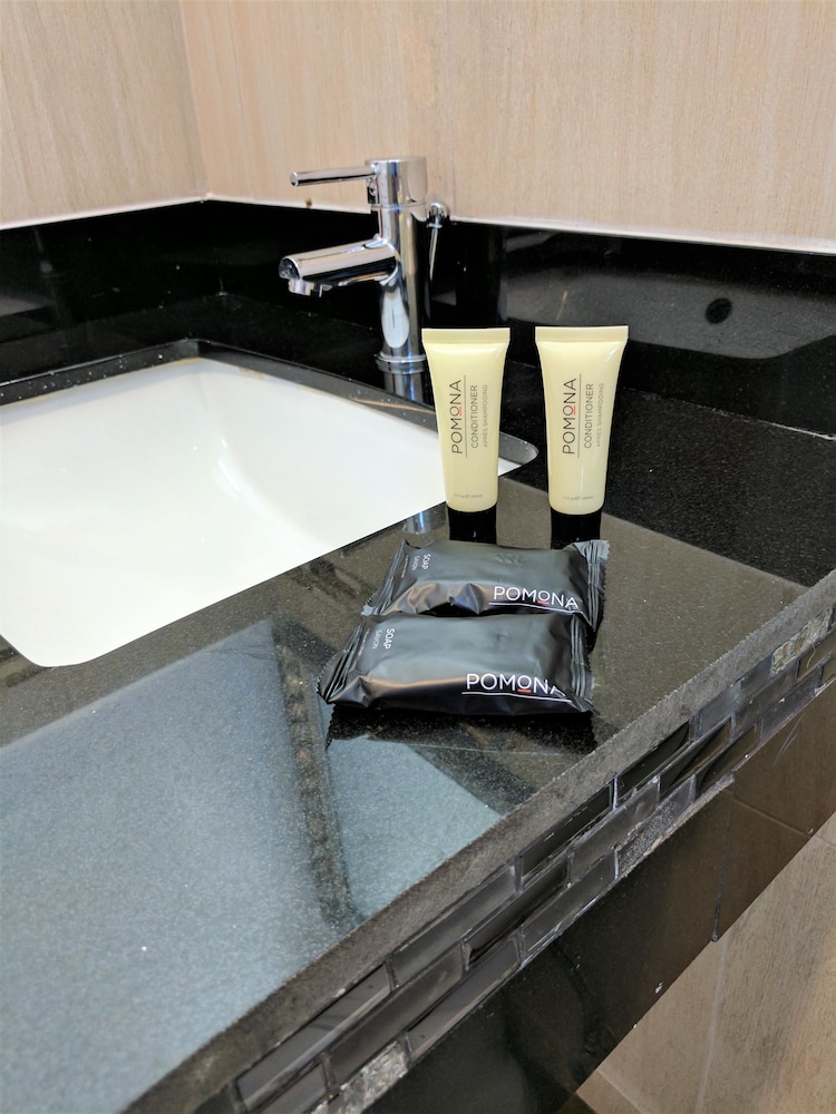 Americas Best Value Inn Antioch 13/21