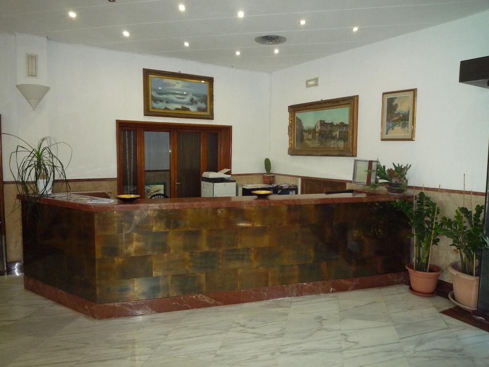 Hotel Centrale 2/27