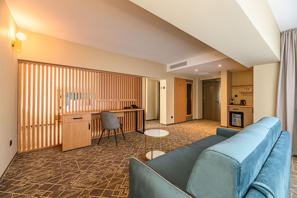 Hotel Central Pascani 44/60