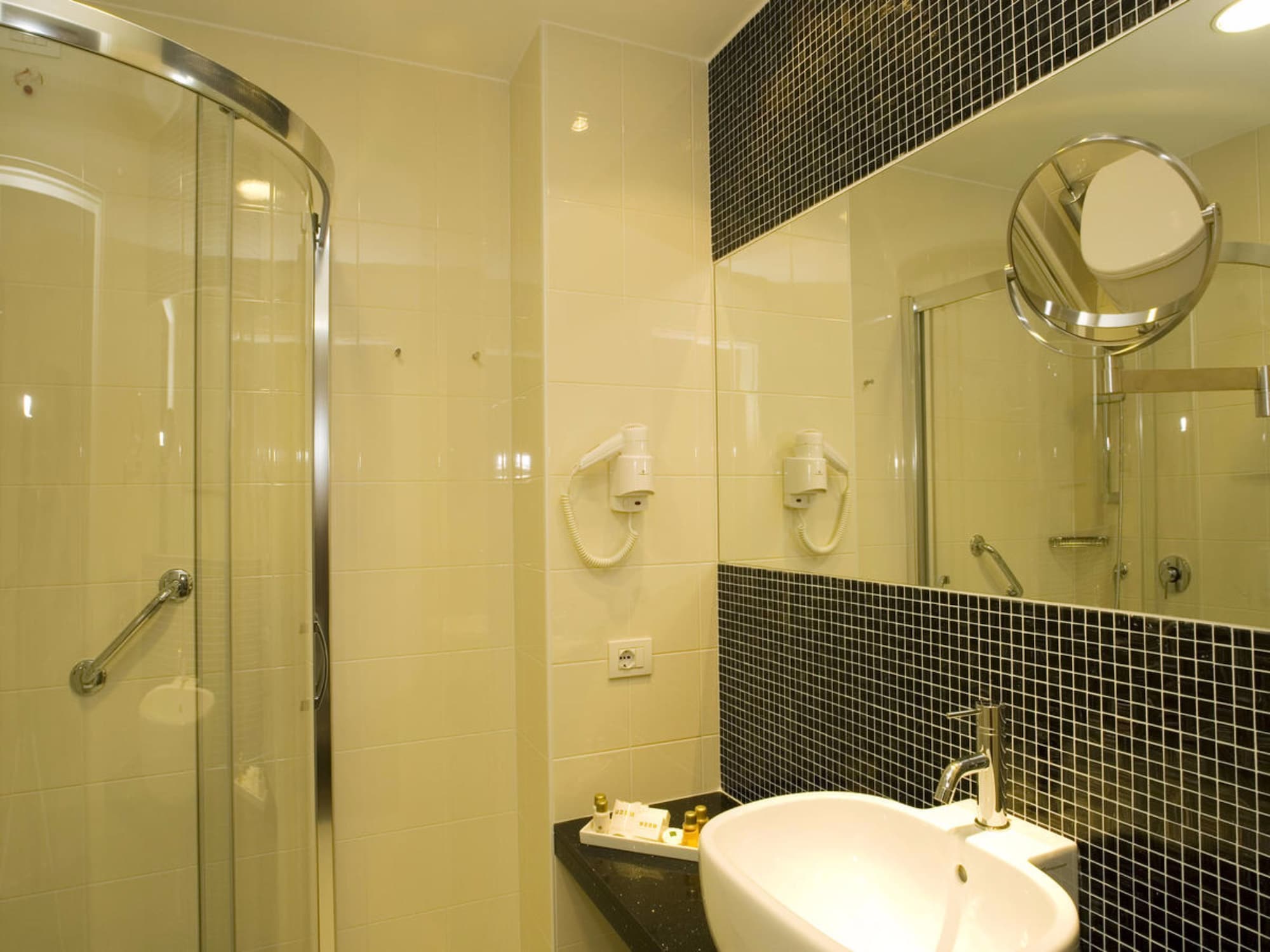 Quality, Double Bed، Quality Hotel Michelino Bologna Fiera 8/10