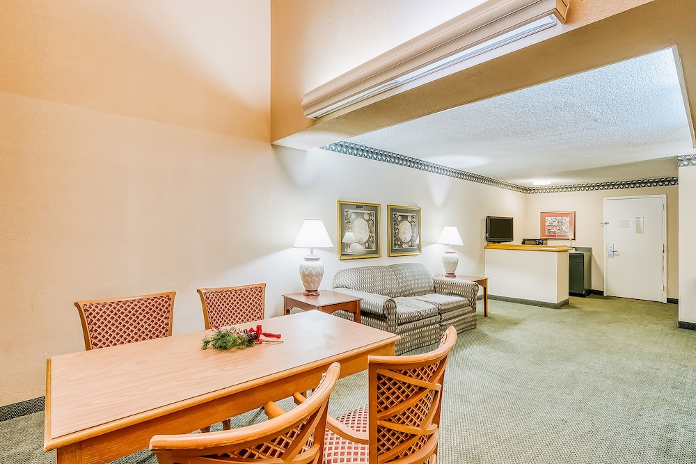 Hotel Monroe LA I-20 26/29