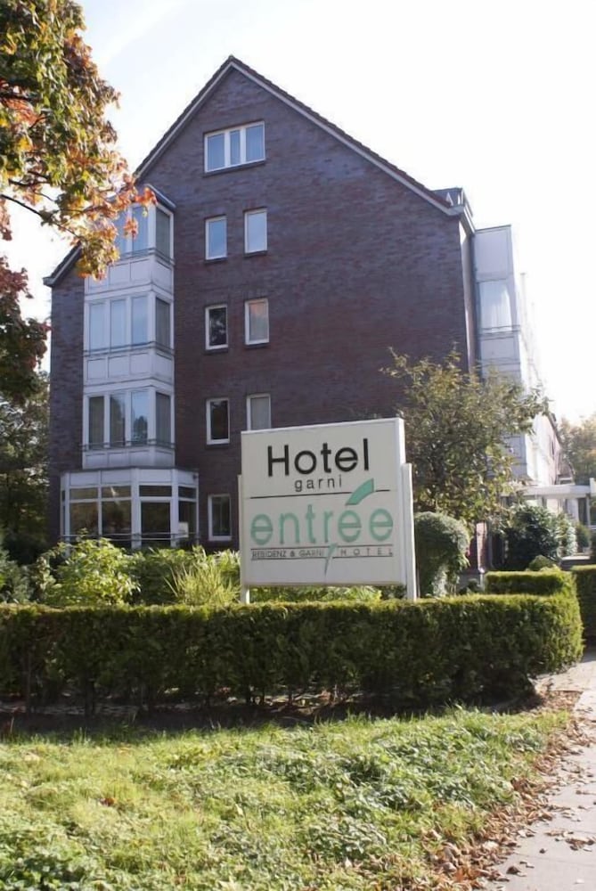 ENTREE HOTEL GROSS BORSTEL 4/50