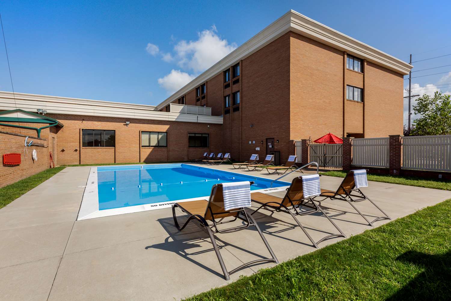 Best Western Plus Wooster Hotel & Conference Center 48/48