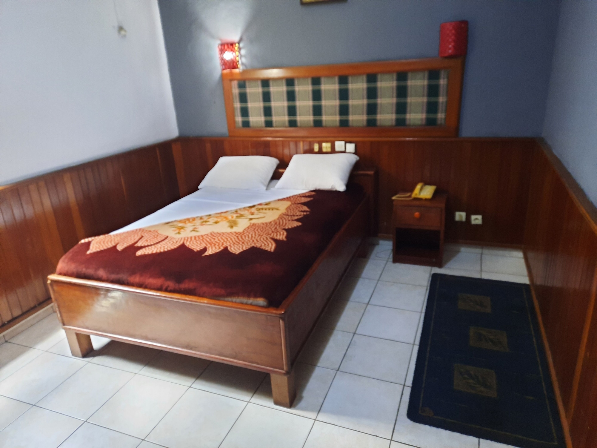 COMFORT, DOUBLE BED