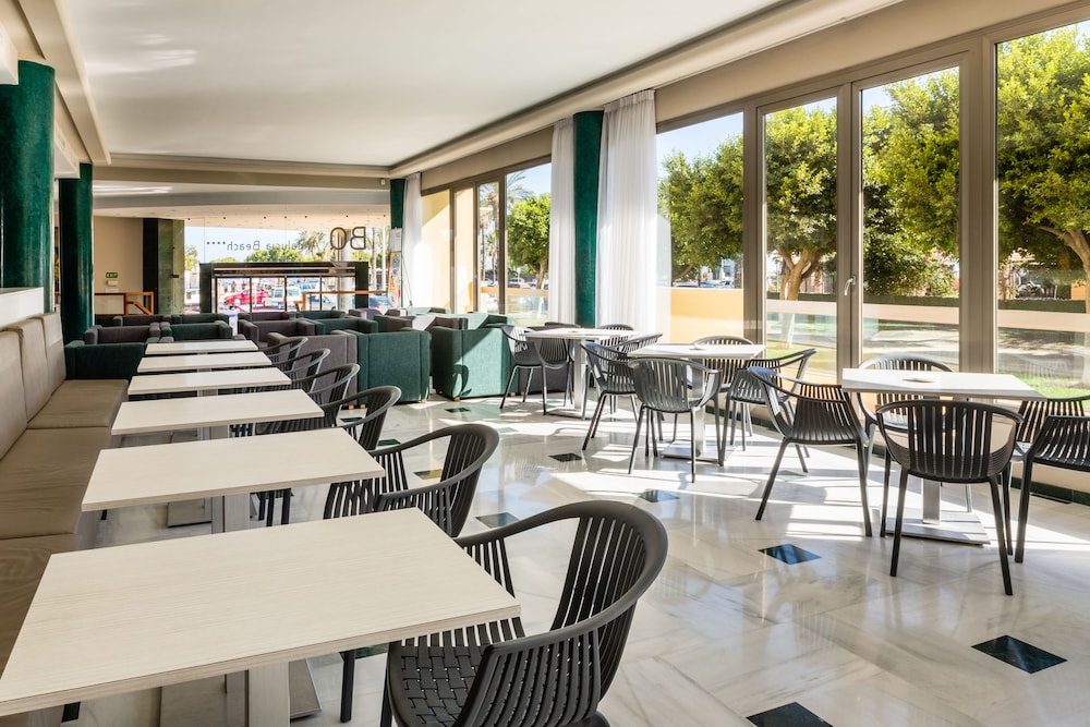 BQ Andalucia Beach Hotel 52/63