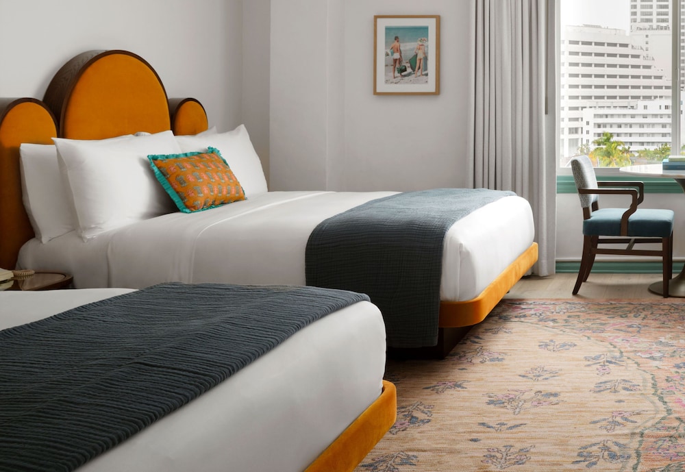 ROOM, 2 QUEEN BEDS, CITY VIEW