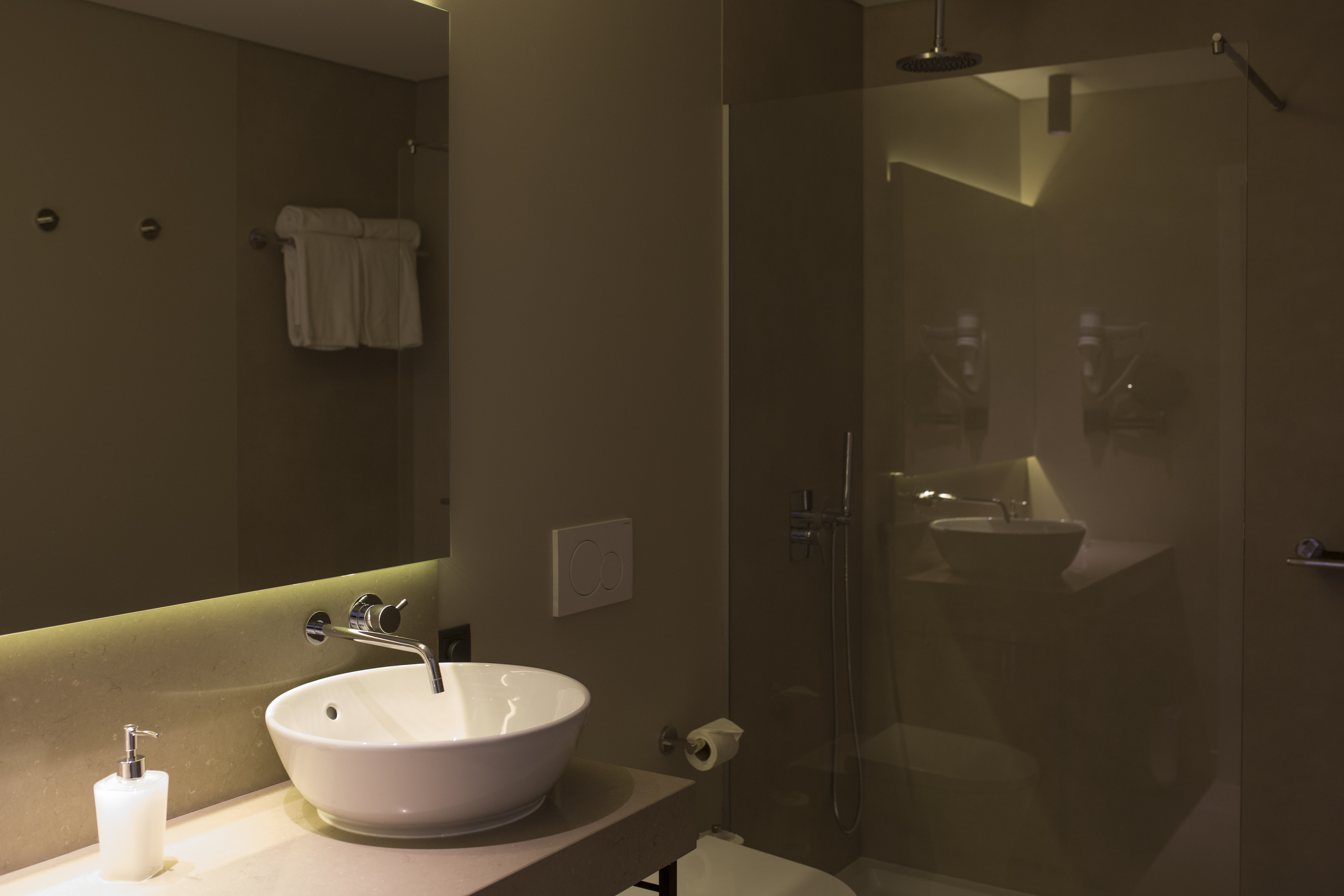 Avenida Boutique Hotel 40/50