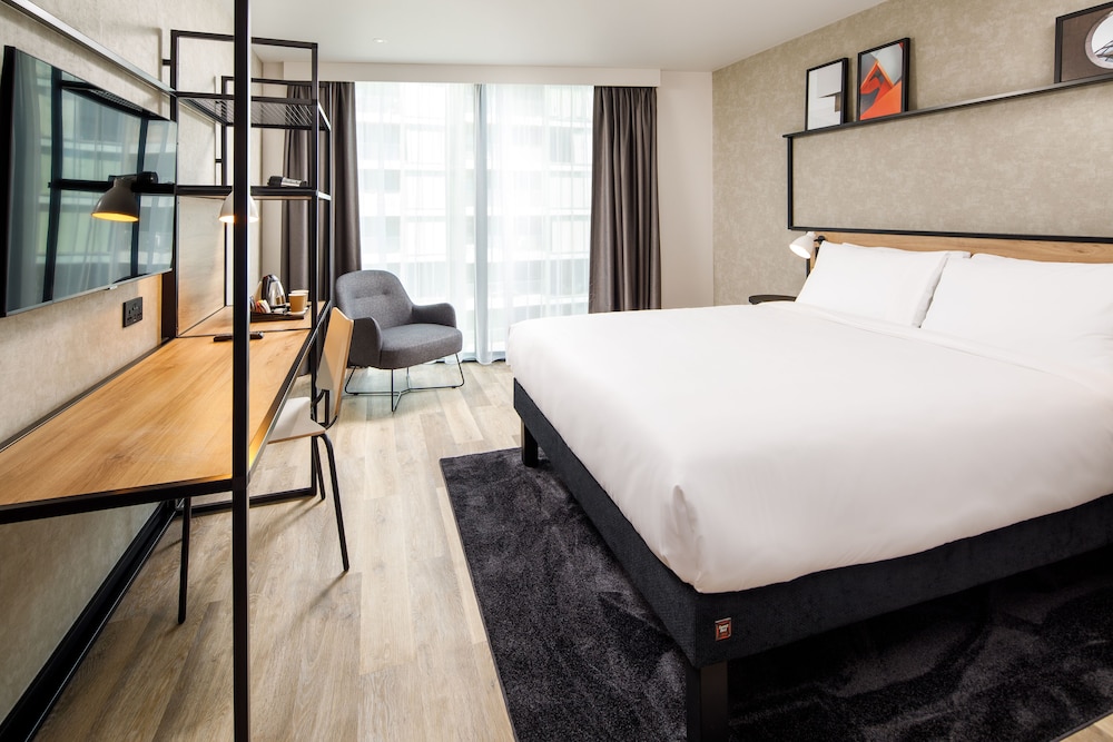 IBIS LONDON SUTTON POINT 21/71