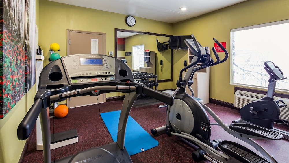 Best Western Plus Jackson Downtown-Coliseum 20/33
