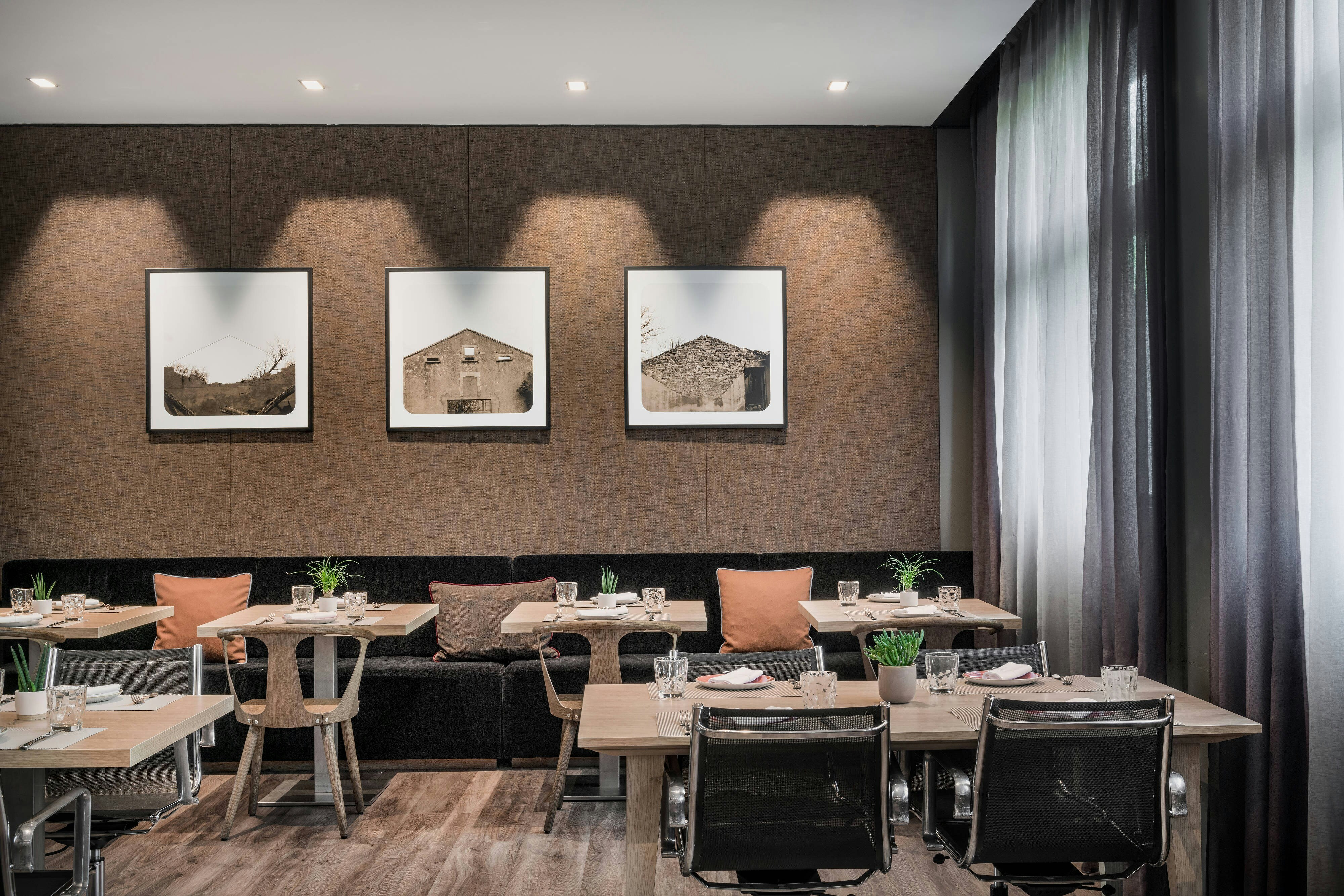 AC Hotel Bologna by Marriott 71/77