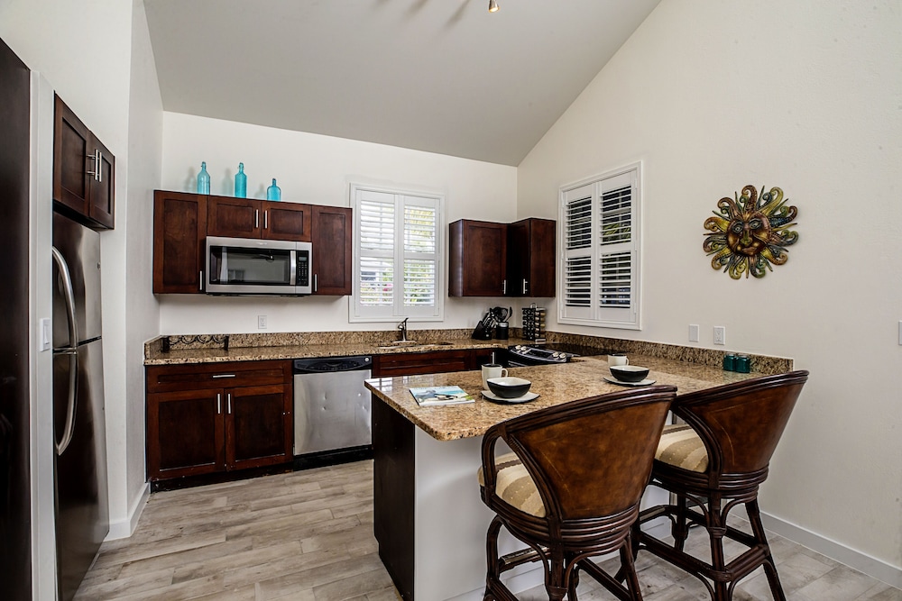 Ports of Call Resort 39/50