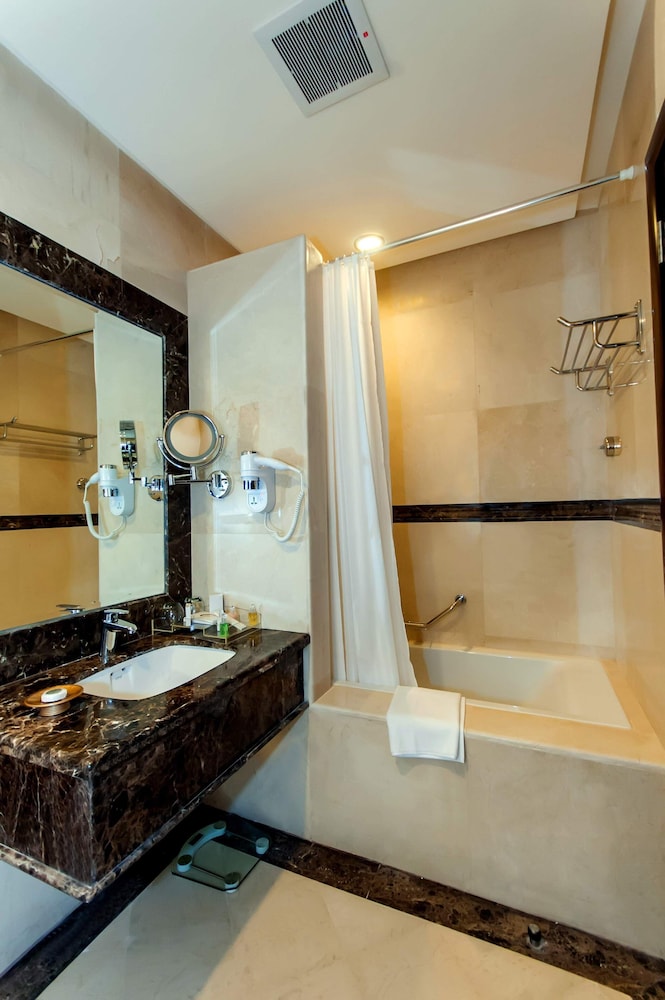 فندق سويت إن(Suite Inn Hotel) 28/29