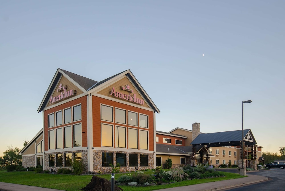 AmericInn by Wyndham Silver Bay 1/59