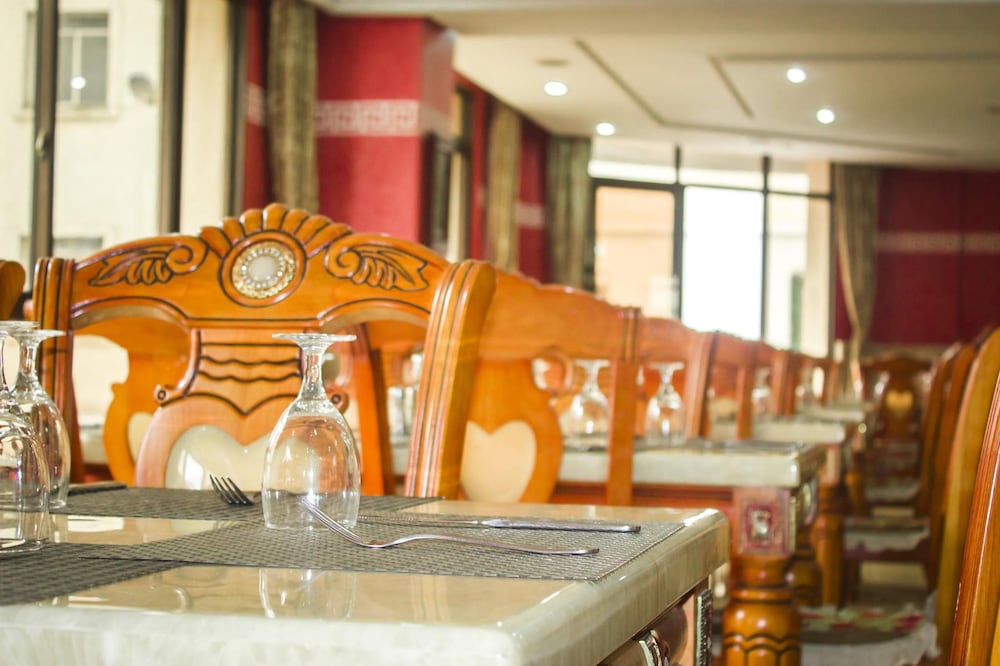 HOTEL ATENAS 34/37