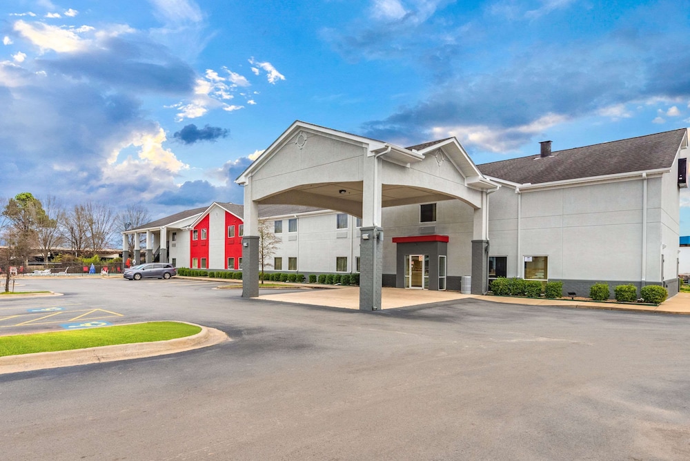 Econo Lodge Inn and Suites Pritchard Road North Little Rock 41/45