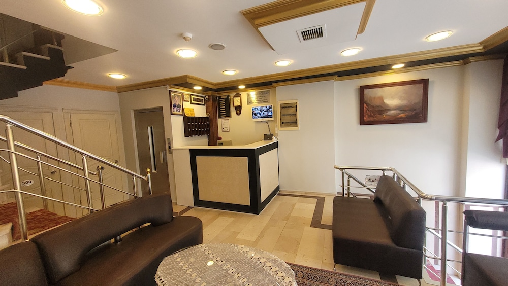 Mehmet Bey Hotel 47/70