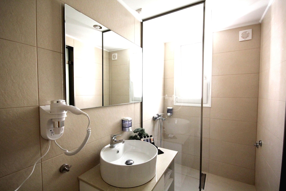 Mirabello Hotel 39/43