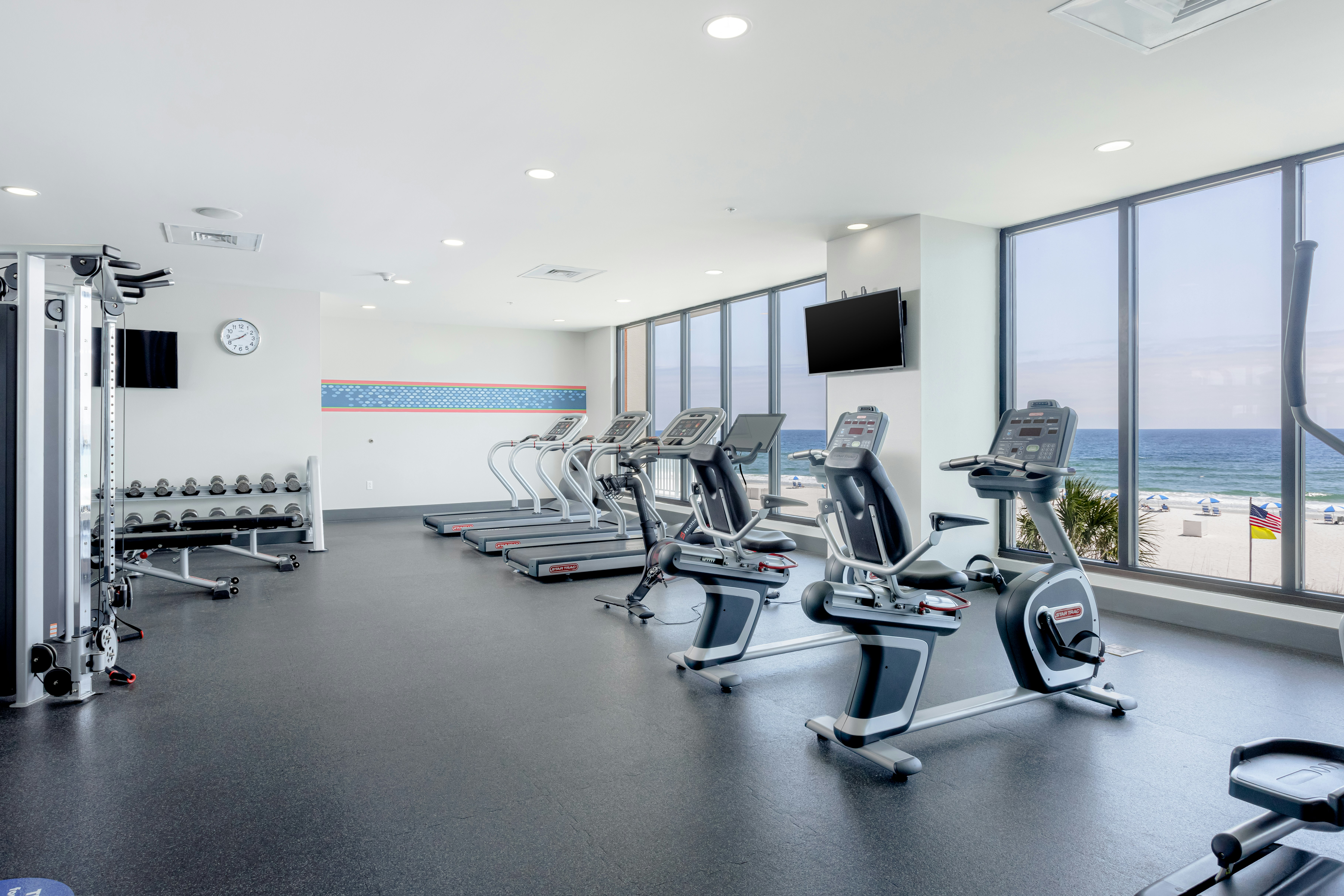 Hampton Inn Suites Orange Beach Gulf Front 43/76