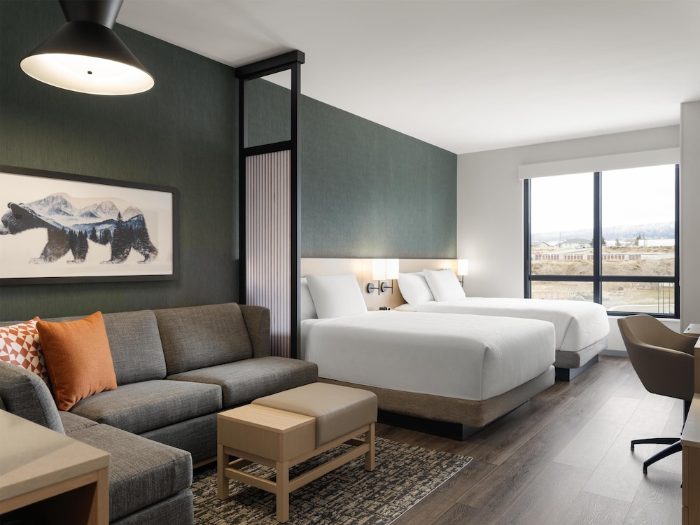 Hyatt Place Casper 10/31