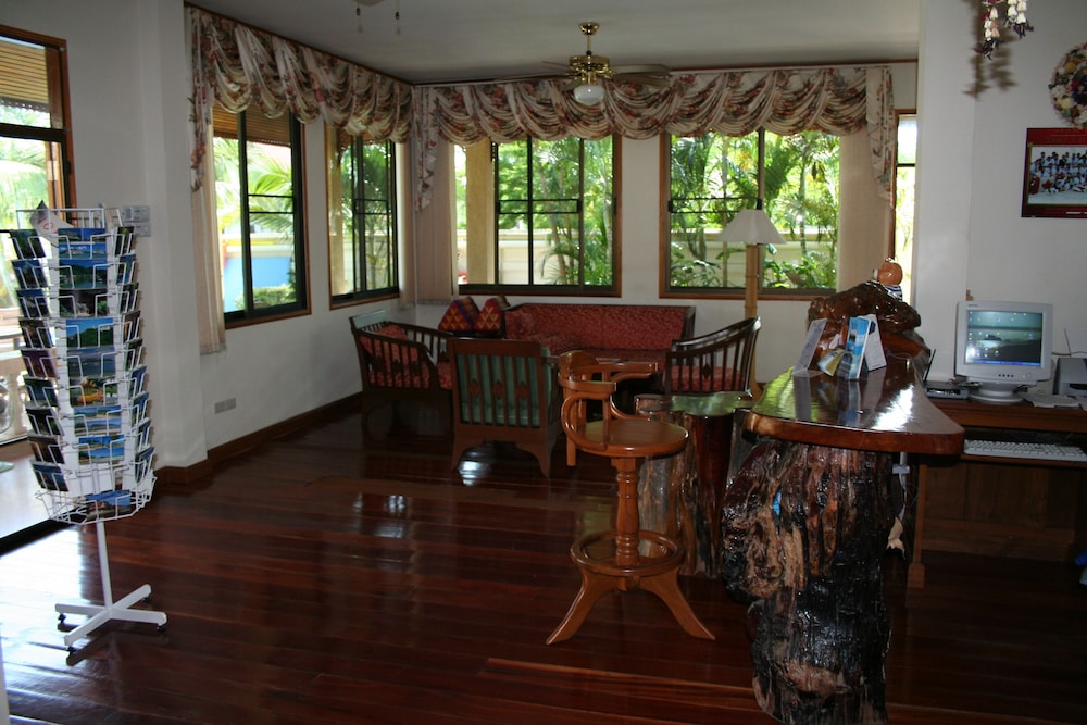Long Beach Inn 42/66